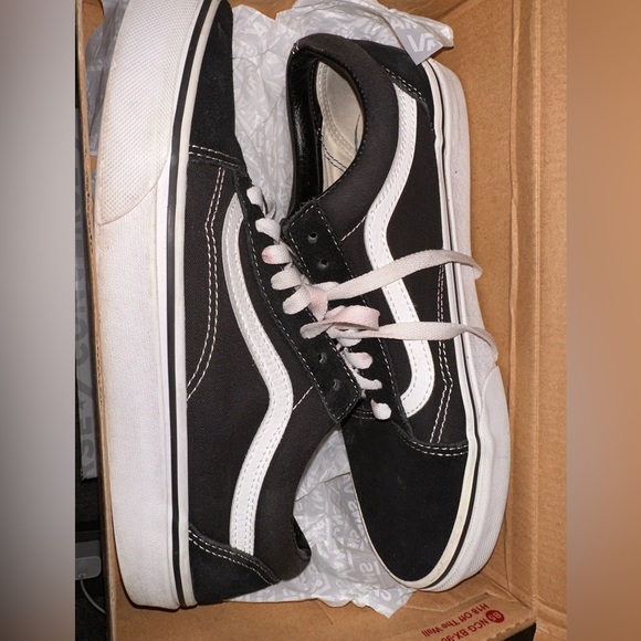 Worn Old Skool Vans - Picture 1 of 4